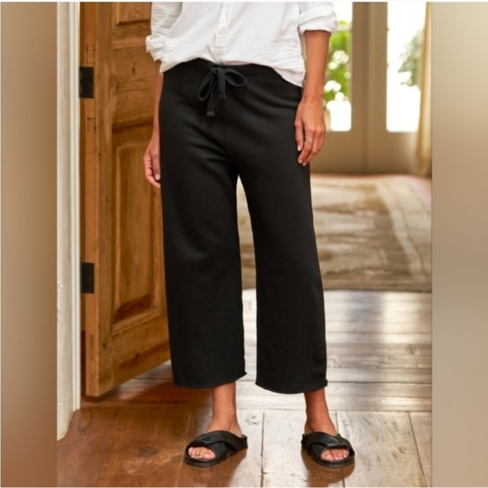 Frank & Eileen Catherine Fleece Sweatpants 24” black High-Rise Cropped Wide Leg
